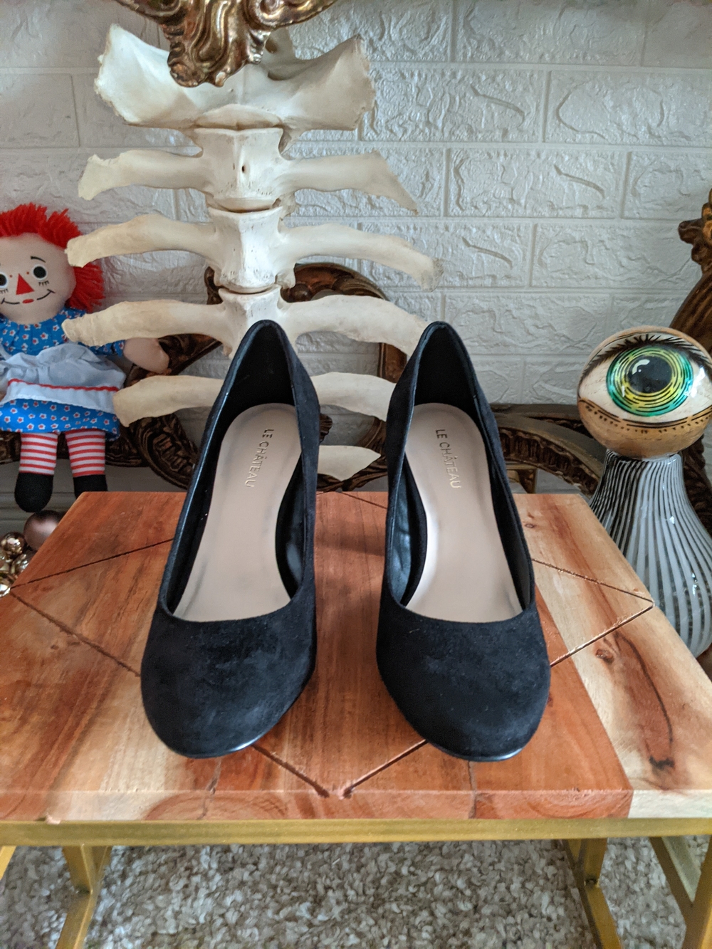 le chateau Black Suede Round-Toe Pumps